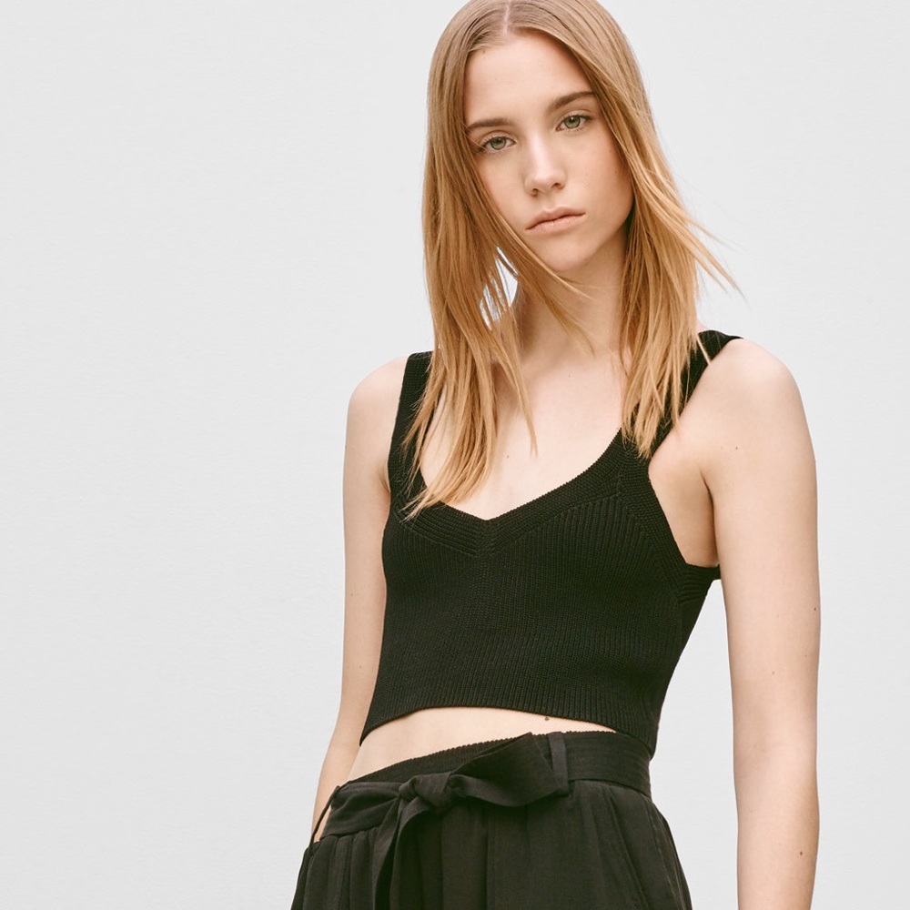 Aritzia Wilfred Mony Black Knit Cropped Top!